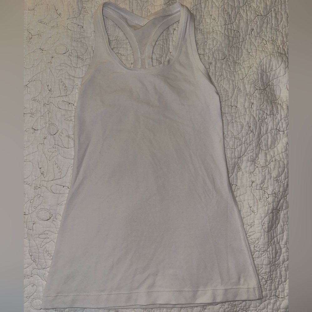 LULULEMON NULU TANK